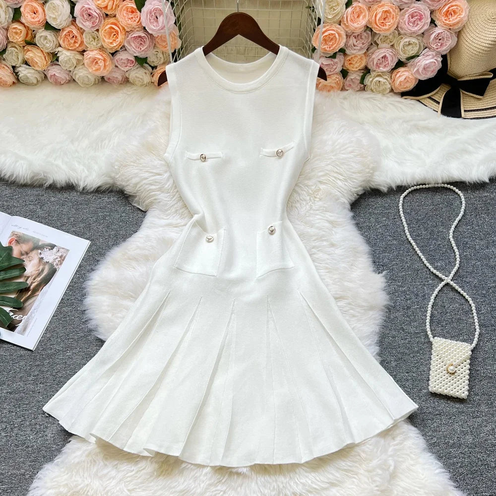 Chic Fashion 2025 Summer Pleated Short Dress Women O-neck Slim Waist A-line Party Dress Streetwear Lady Outfits Vestido