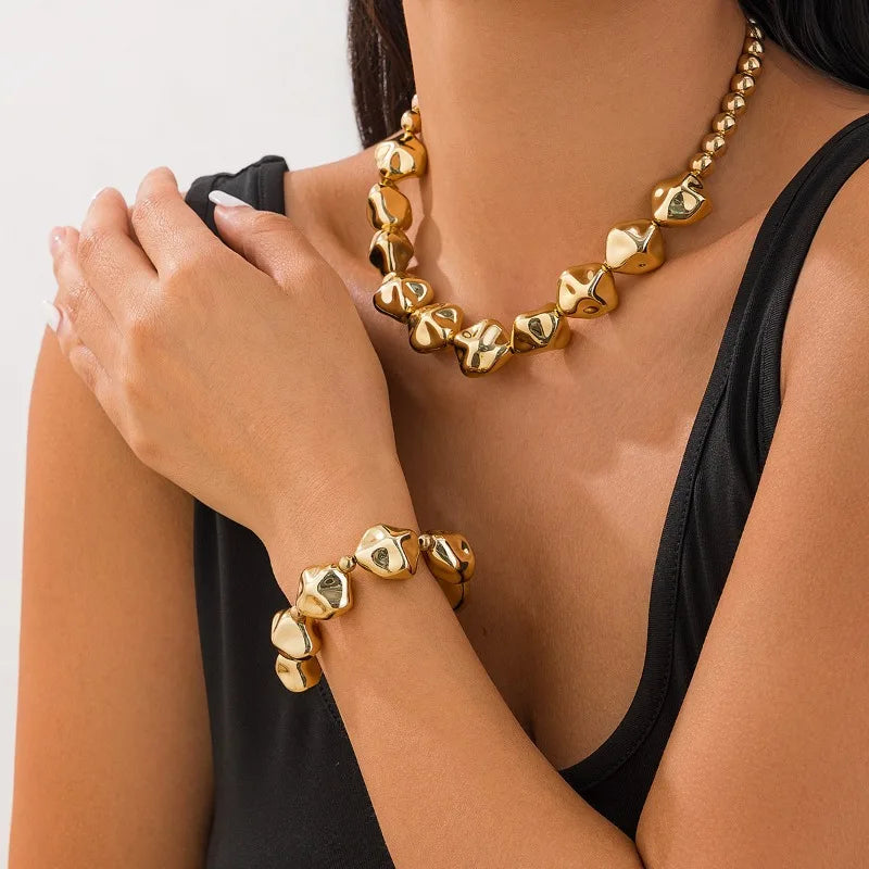 Light Luxury Irregular Necklace Set, Fashionable Geometric Special-shaped Beaded Collarbone Chain