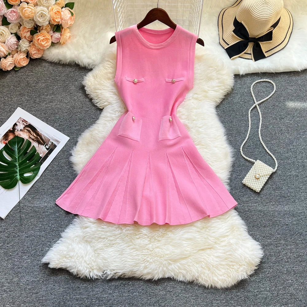 Chic Fashion 2025 Summer Pleated Short Dress Women O-neck Slim Waist A-line Party Dress Streetwear Lady Outfits Vestido