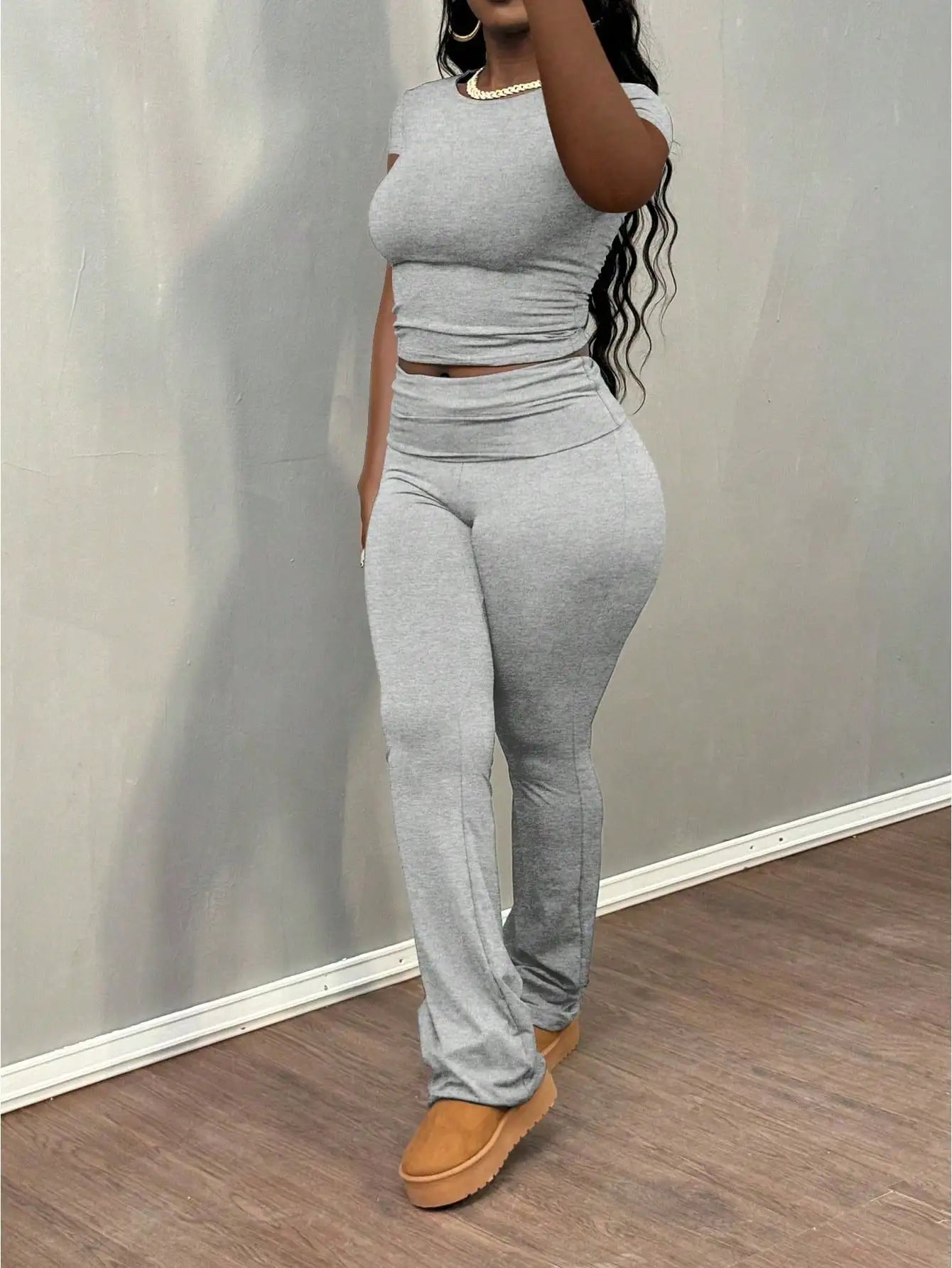 Women's Grey Short Sleeve T-Shirt & High Waist Pleated Skinny Pants 2-Piece Set