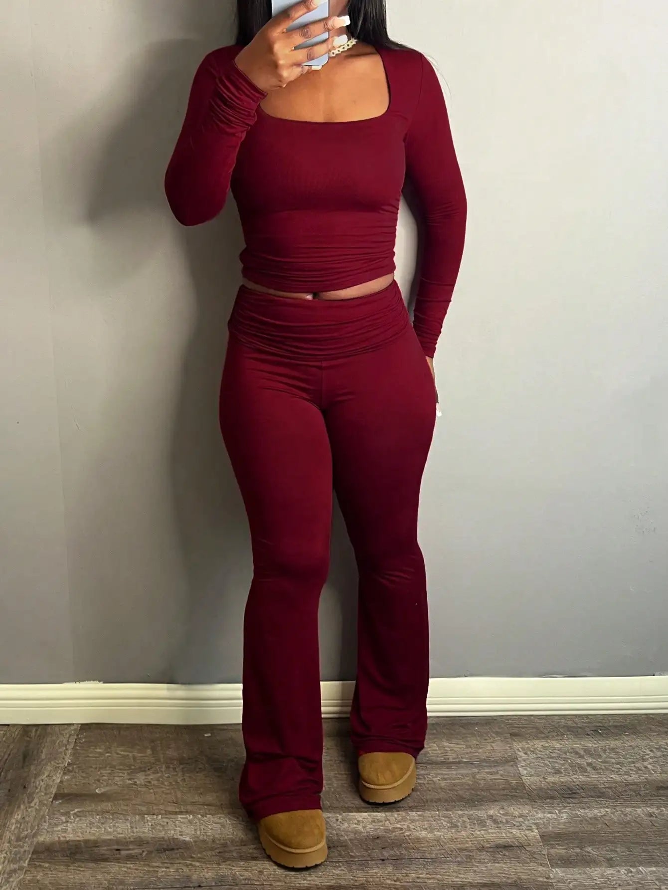 2025 latest women's two-piece set casual comfortable square neck long sleeve top and solid color pants