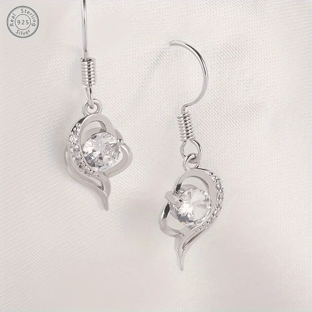 S925 silver moissanite 0.5 carat ocean heart-shaped earrings fashionable temperament classic high-end casual exquisite women USA