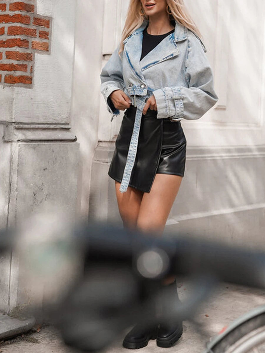 Stylish Women s Denim Jacket for Autumn Fashionistas with a Flawless Fall Look