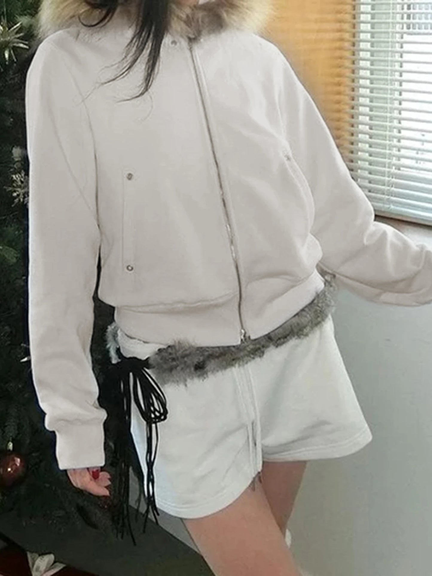 Women s Winter Warm Hooded Coat with Faux Fur Trim Long Sleeve Zipper Hoodie Jacket with 2 Pockets and Plush Lining