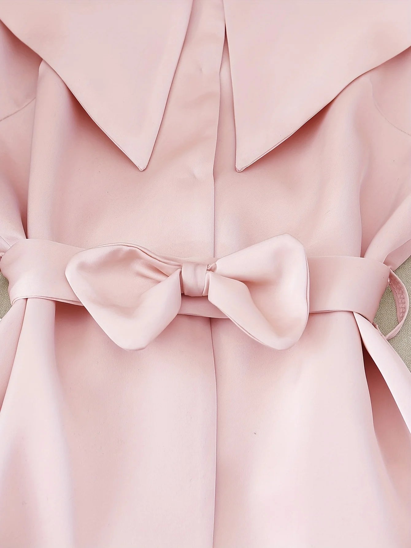 Fashionable, elegant, simple solid color sleeveless romantic date top and trousers two-piece set