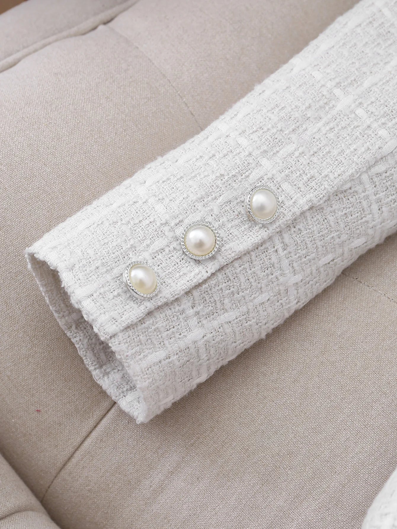 Fashionable and elegant urban regular fit lapel collar long sleeves solid color elegant jacket suit jacket and skirt set (belt n