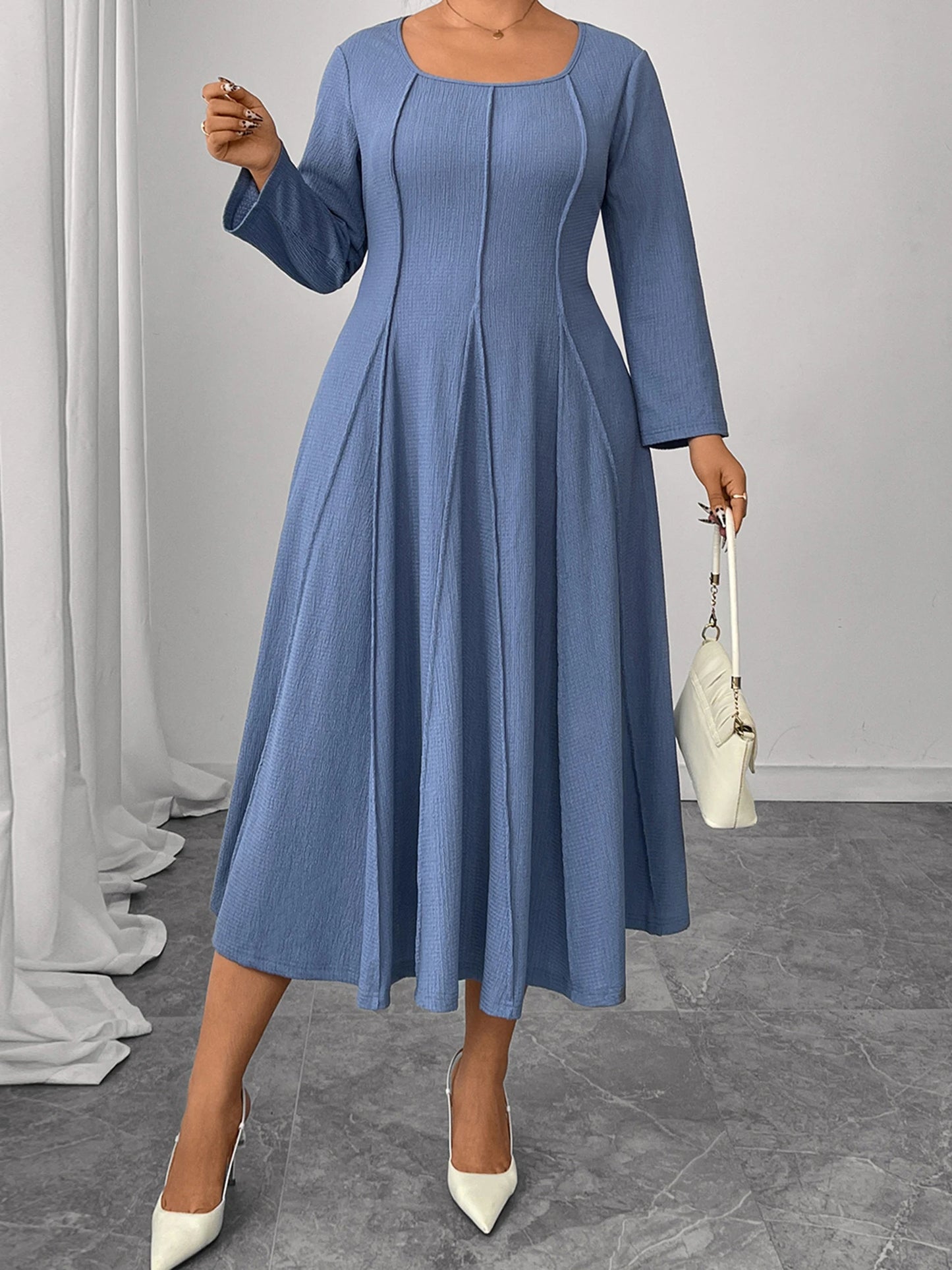 Women s Plus Size Maxi Dress with V-Neck and Floral Print Elegant Long Sleeve A-Line Dress for Casual and Workwear