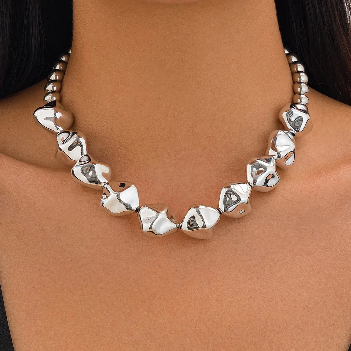 Light Luxury Irregular Necklace Set, Fashionable Geometric Special-shaped Beaded Collarbone Chain