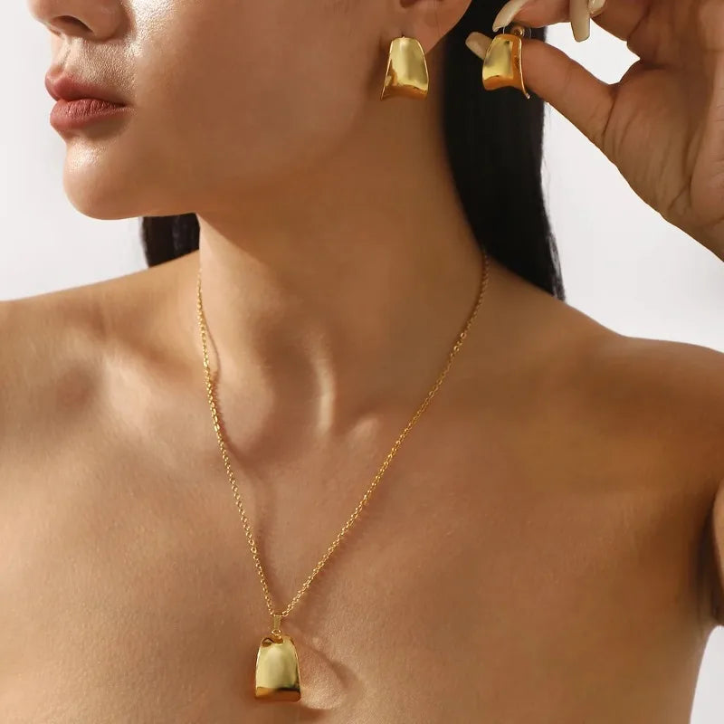 14k gold stainless steel geometric pendant necklace simple light luxury niche design jewelry set women