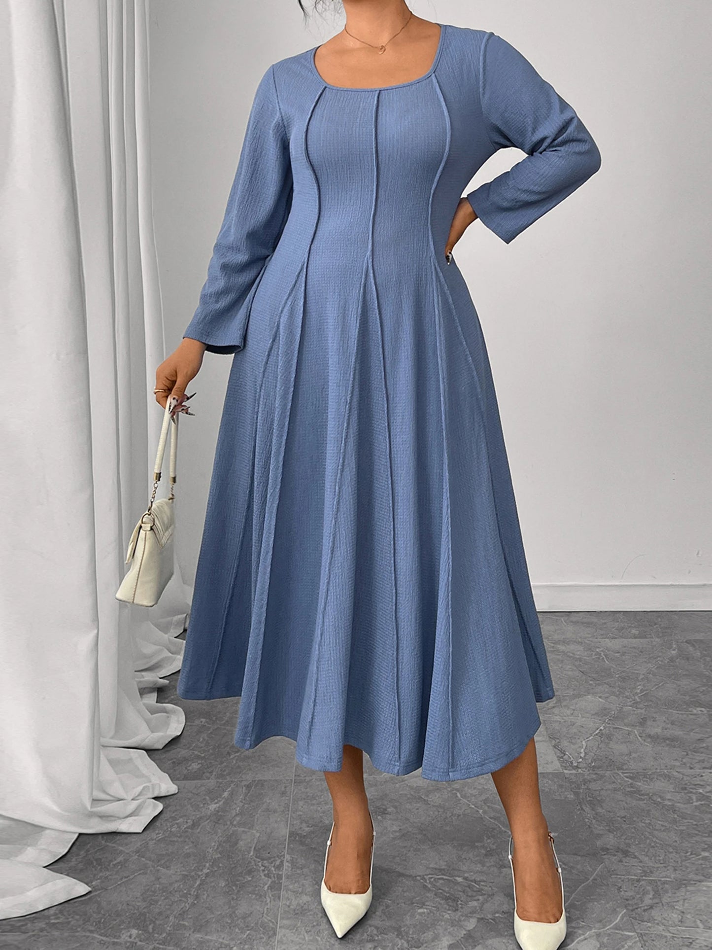 Women s Plus Size Maxi Dress with V-Neck and Floral Print Elegant Long Sleeve A-Line Dress for Casual and Workwear