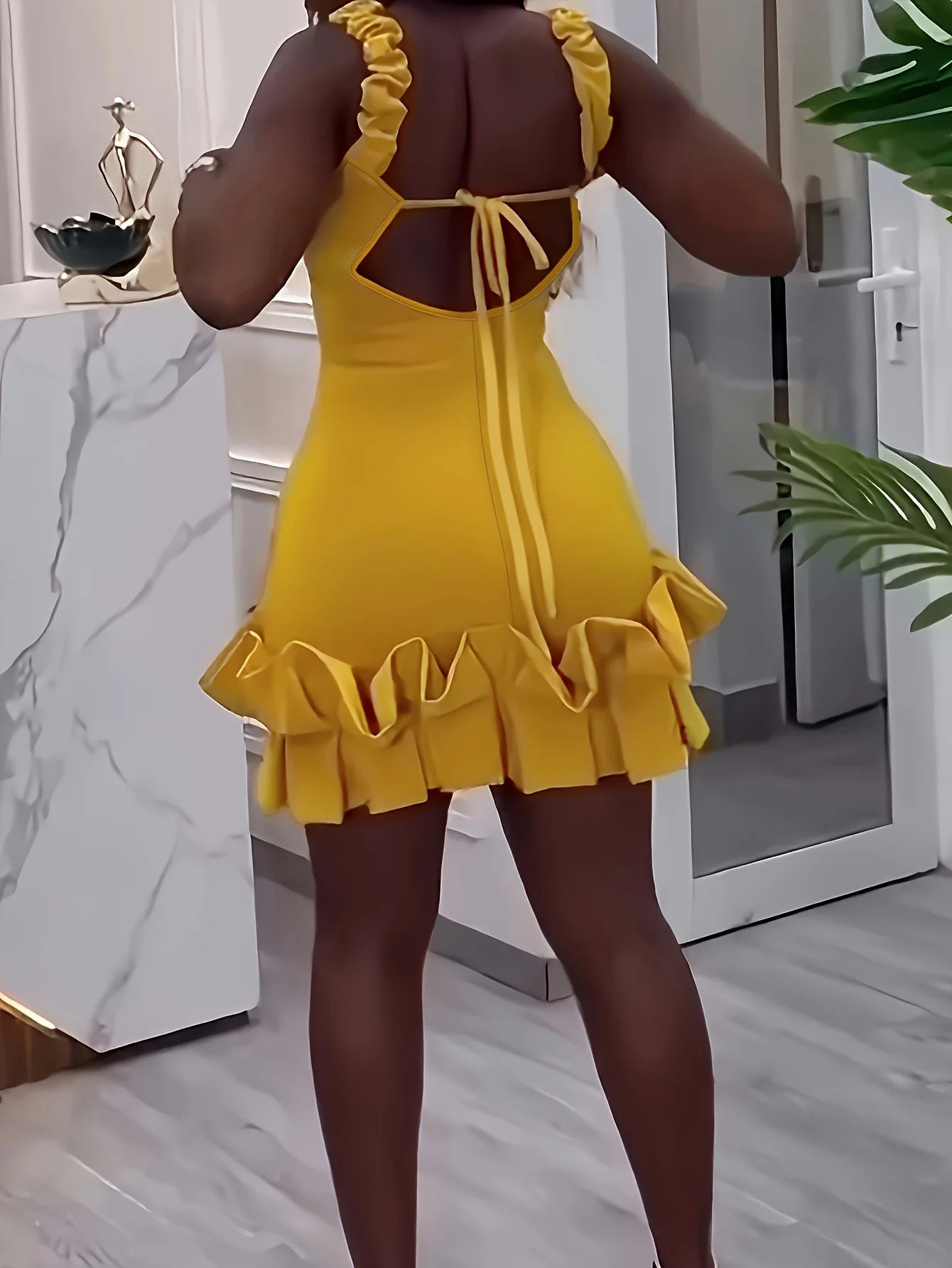 Sleeveless backless ruffle edge slim strap V-neck ruffle edge hem mini dress