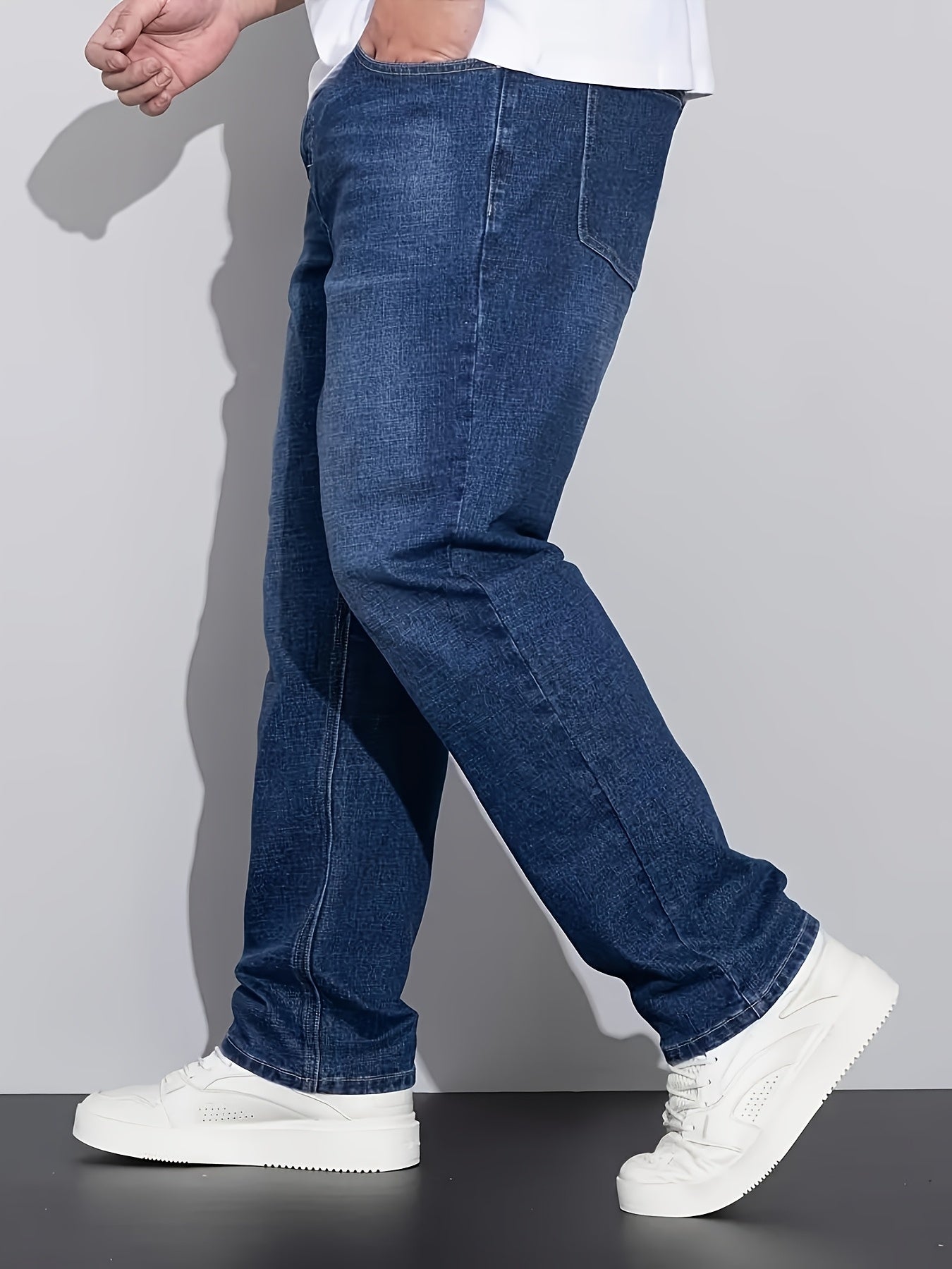 [HME] Men'S Simple And Casual Denim Trousers, Classic Five-pocket Style, Retro Washed Craftsmanship, Mid-waist Elastic Straight-leg Pants, Built-in YKK Zipper Closure, Essential Men'S Plus-size Jeans For Fashionable And Casua