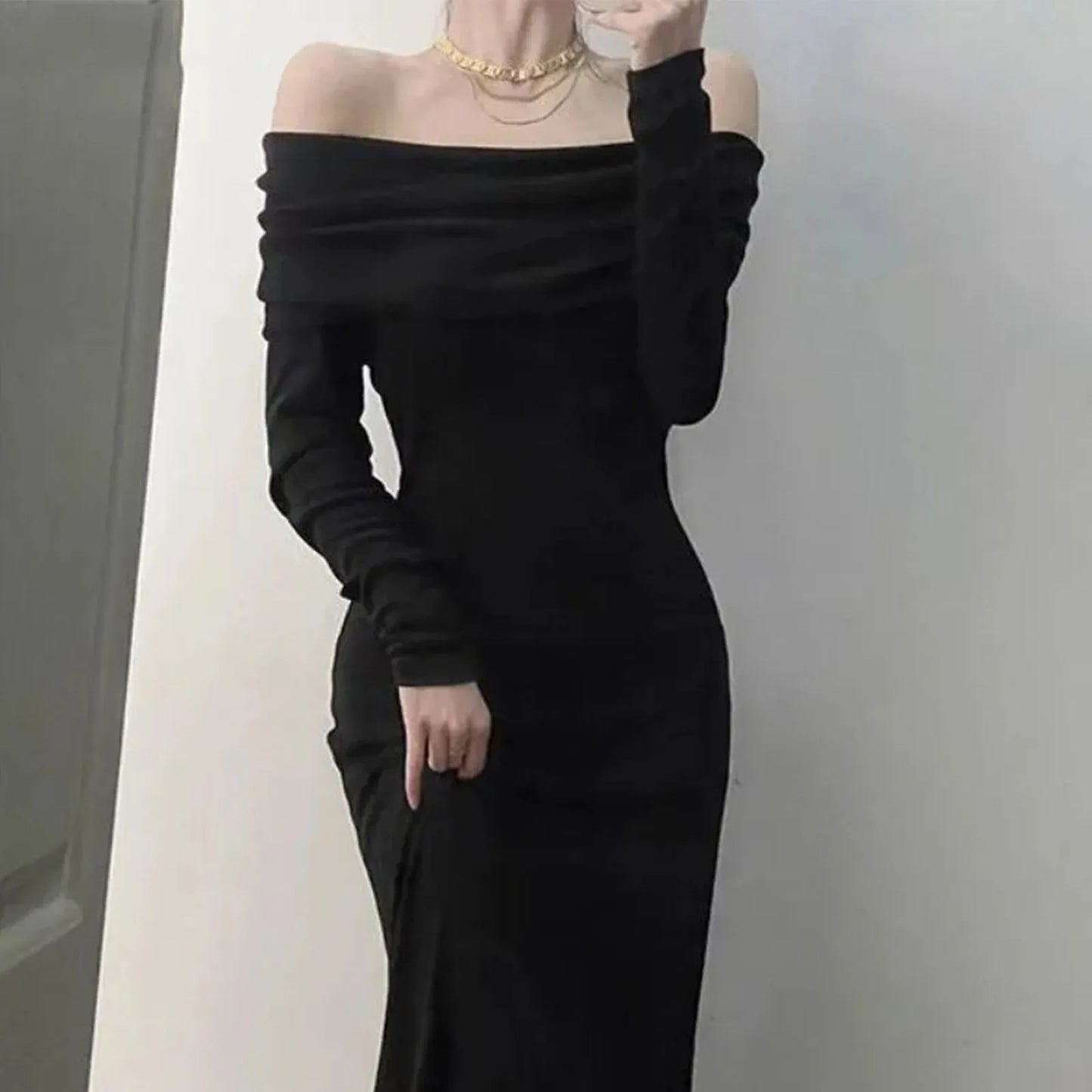 Elegant Off Shoulder Maxi Dress Bodycon Sweater Dress Solid Color Long Sleeve Knitted Party Dresses