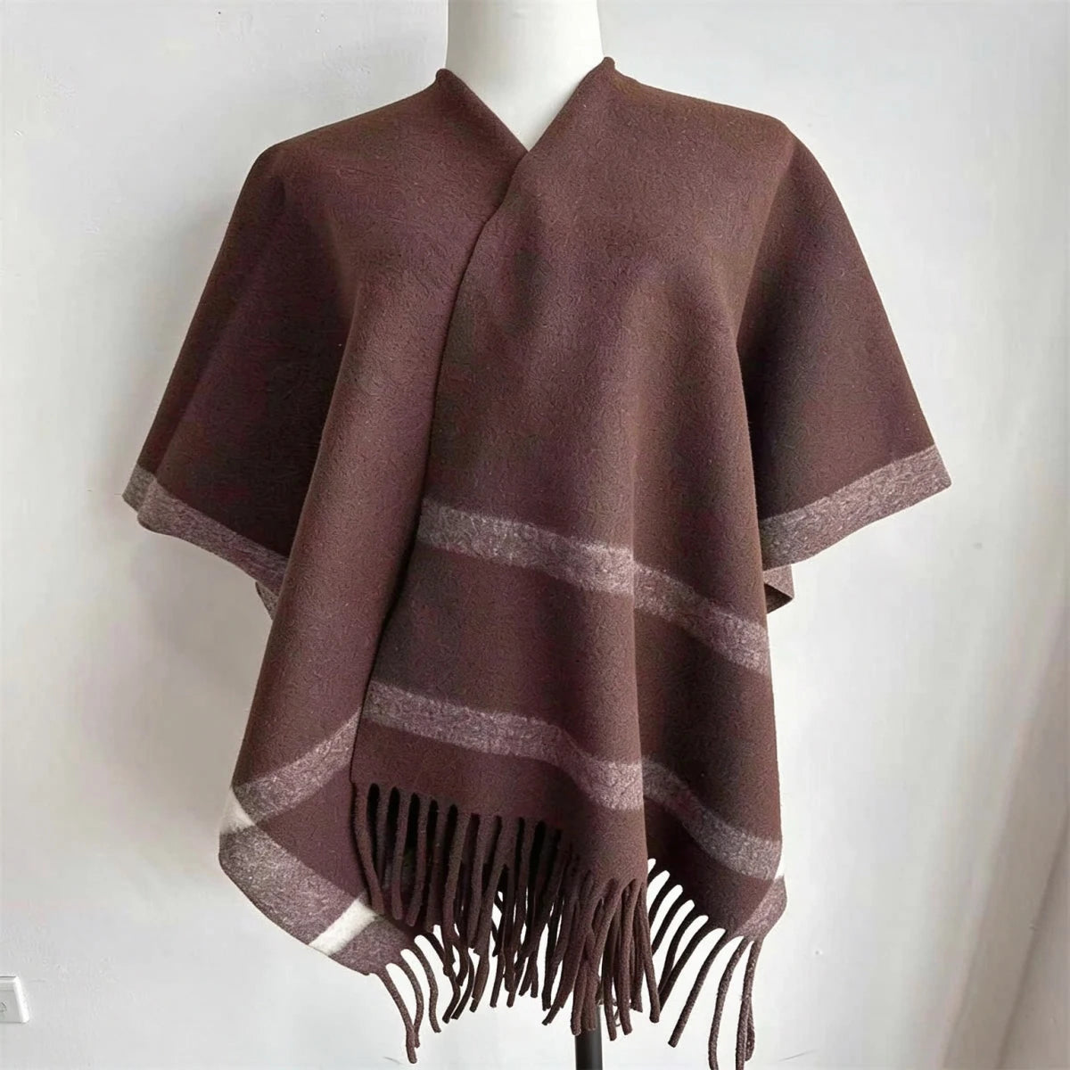 Women Striped Cape Shawl Scarf with Tassels Thick Warm Poncho Wrap Elegant Oversized Cape for Ladies Winter Daily Street Outfit