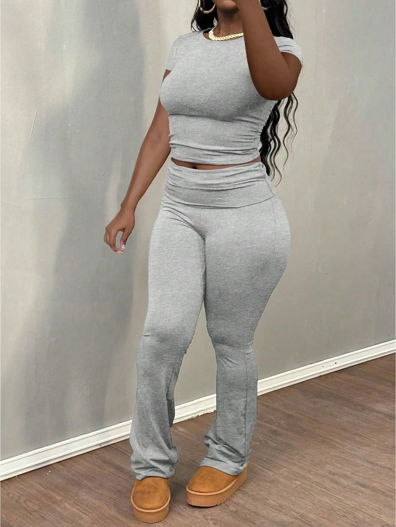 Women's Grey Short Sleeve T-Shirt & High Waist Pleated Skinny Pants 2-Piece Set
