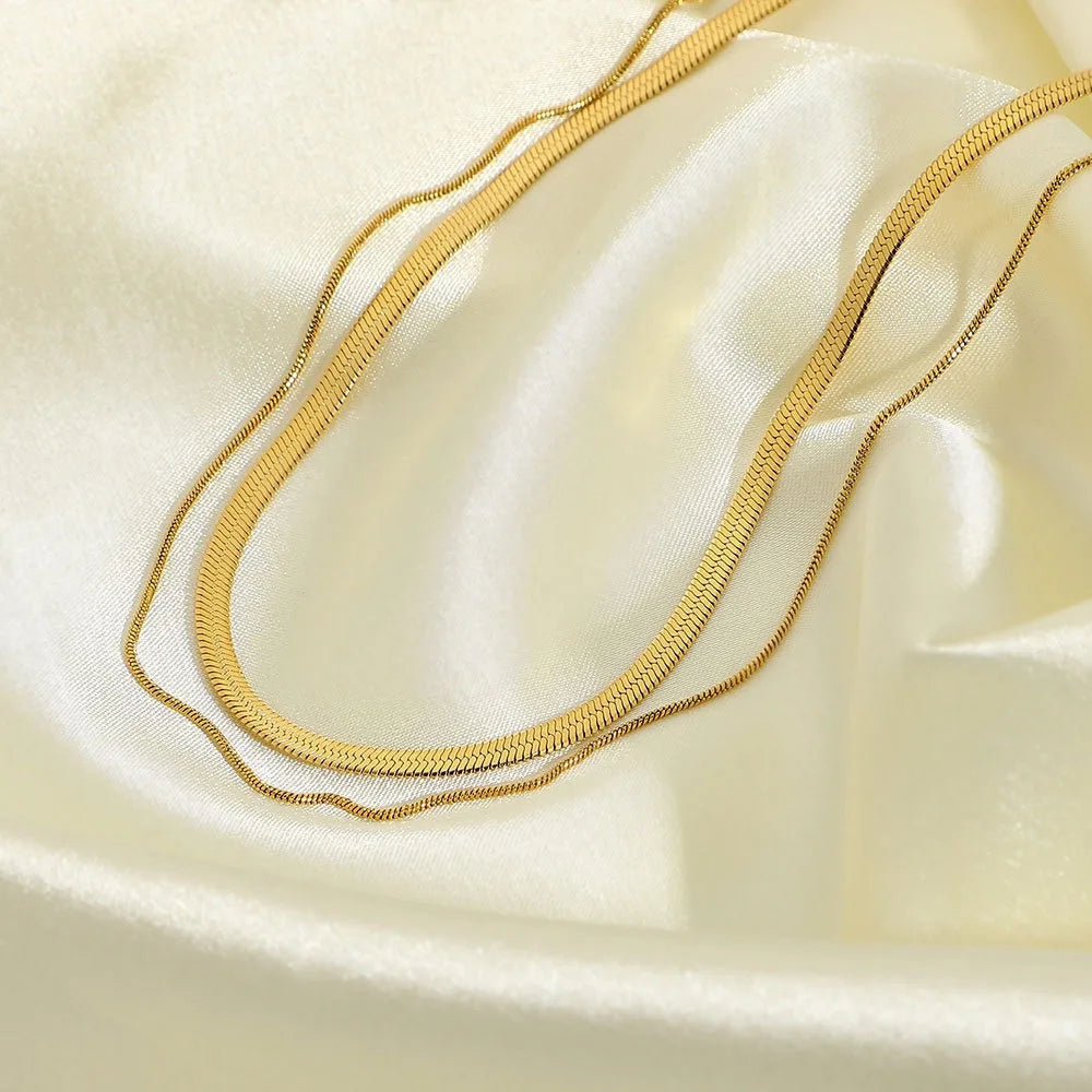 Elegant Double-Layered Stainless Steel Necklace with Round & Flat Snake Chain - Perfect for Casual Attire or Gifting