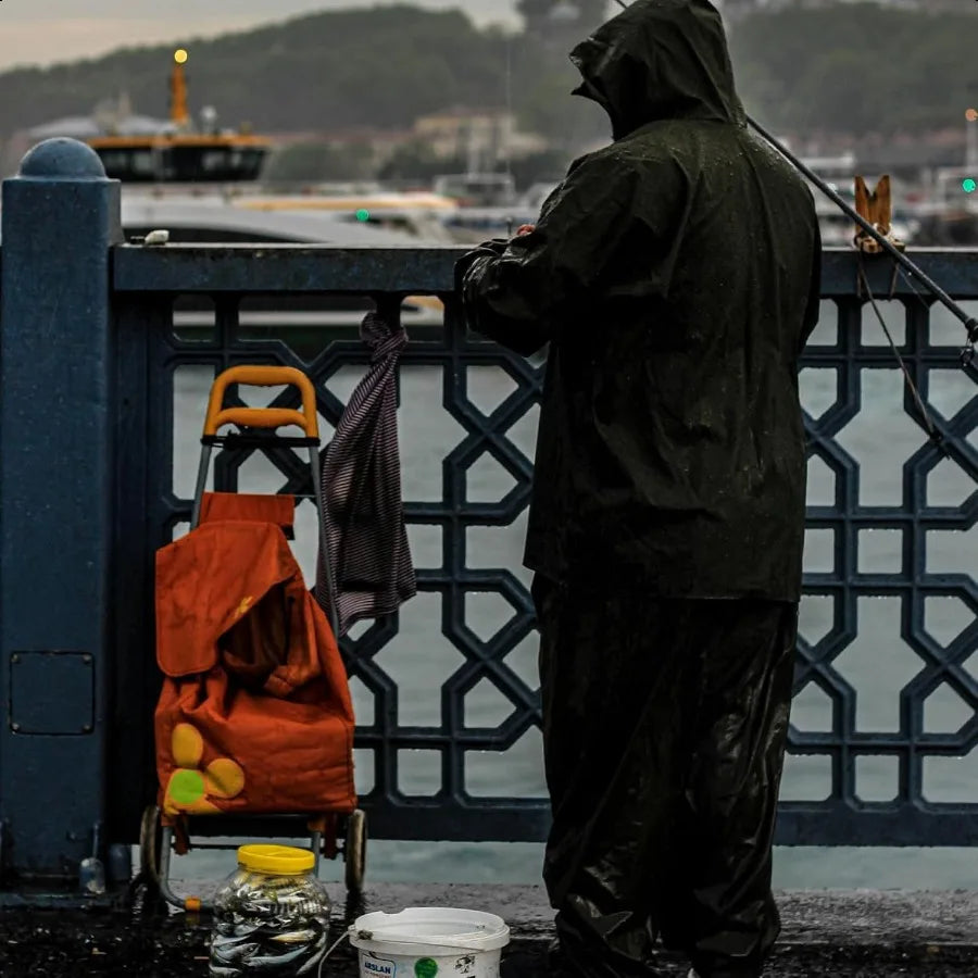 UltraLite Rain Suit for Men Women Durable Protective Rainwear Waterproof Rain Coat Rain Gear for Farming Hiking