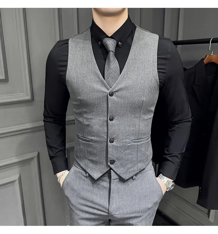 Men's 3 Piece Double‑Breasted Suit Set Slim Fit Solid Color Business Casual Wedding Party Jacket Vest Pants Male Formal Outfit
