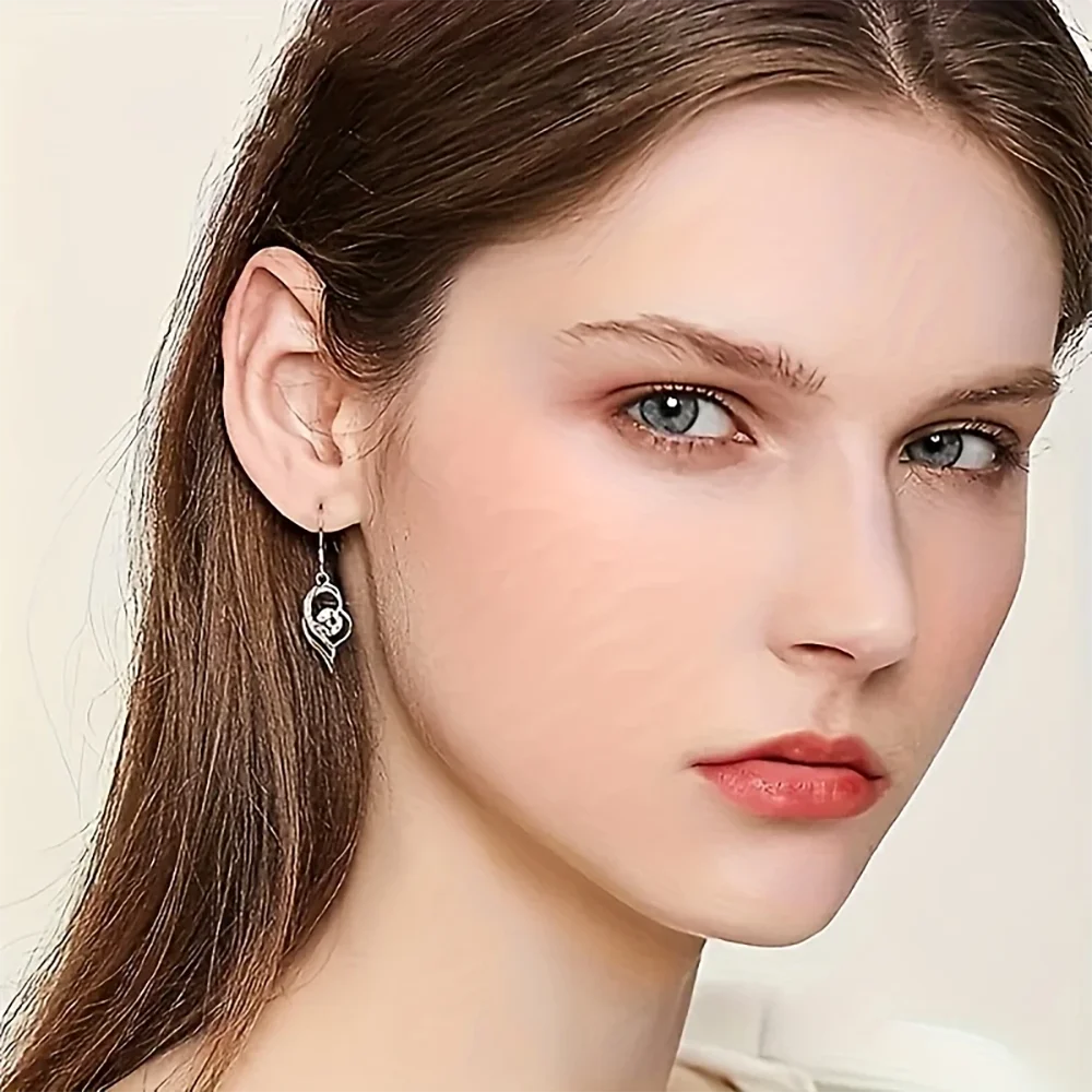 S925 silver moissanite 0.5 carat ocean heart-shaped earrings fashionable temperament classic high-end casual exquisite women USA