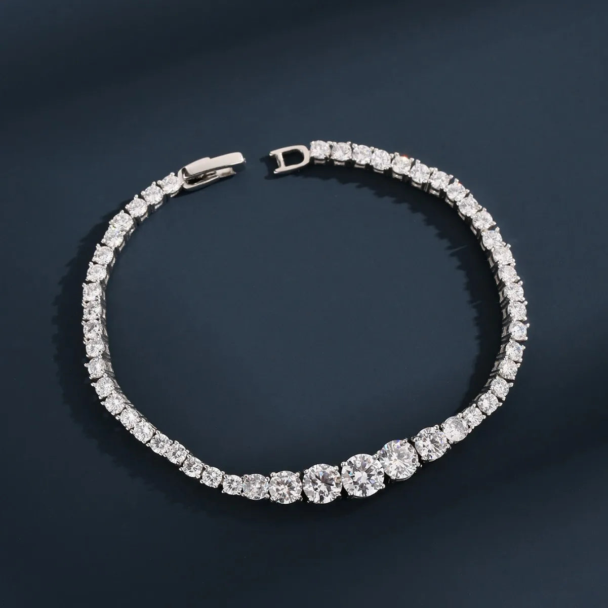 Hot Selling S925 Silver Accessories Simple Personality Inlaid Zircon Bracelet Bracelet Fashion Light Luxury Necklace