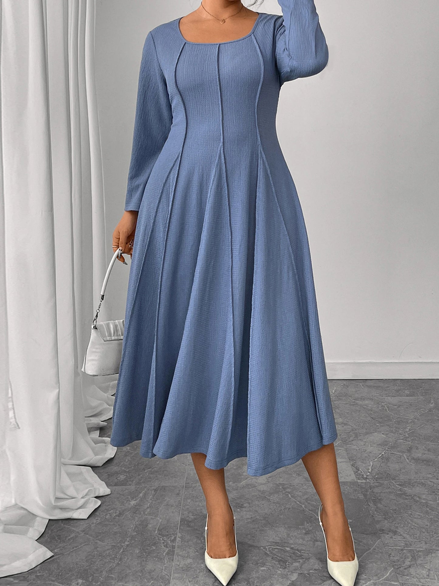 Women s Plus Size Maxi Dress with V-Neck and Floral Print Elegant Long Sleeve A-Line Dress for Casual and Workwear