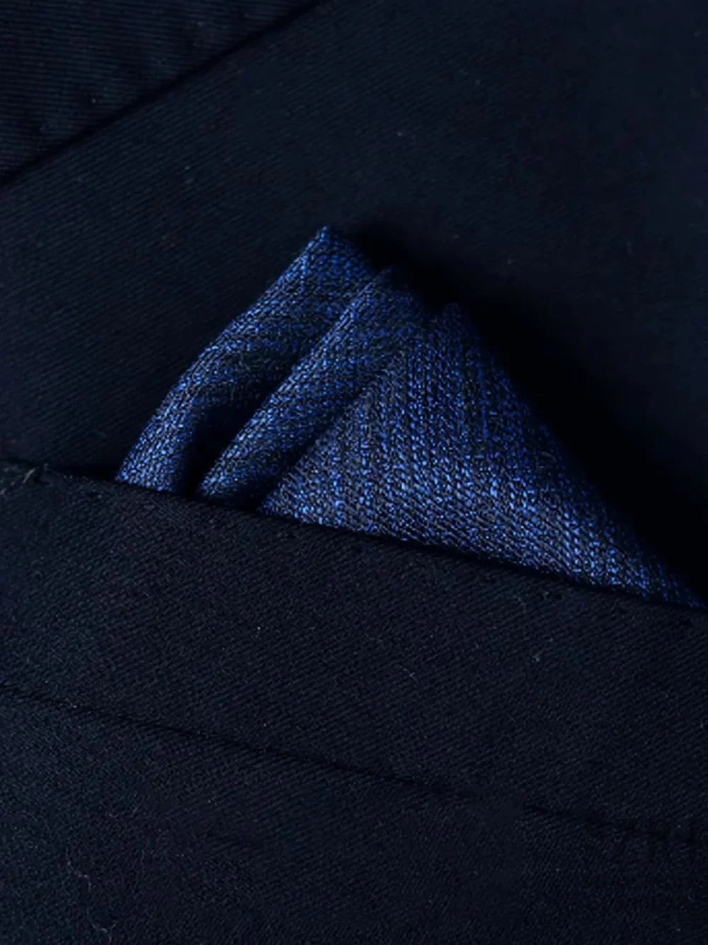 Men'S 4pcs Tuxedo Suit: Jacket, Vest, Dress Pants &Pocket Square