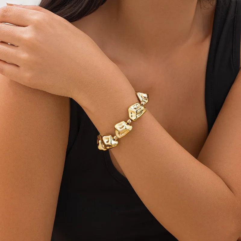 Light Luxury Irregular Necklace Set, Fashionable Geometric Special-shaped Beaded Collarbone Chain