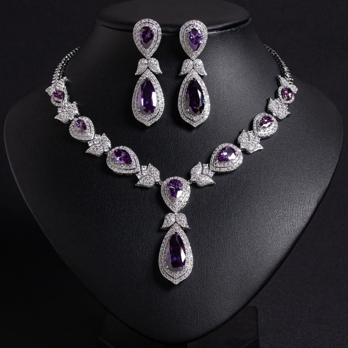 Bridal colored zircon necklace and earrings two-piece set, versatile and elegant stud earrings and banquet necklace for wedding