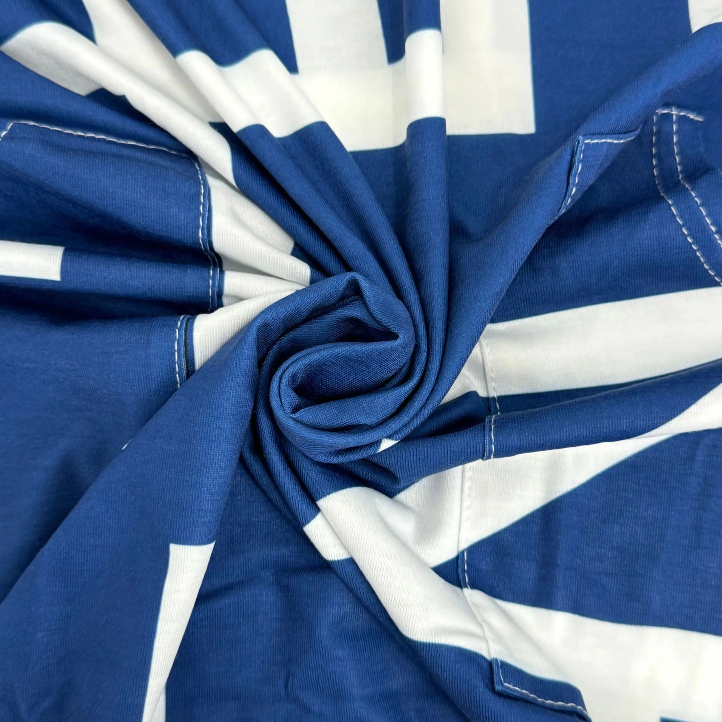 Fashionable slim large size women's geometric letter printed shorts loose and comfortable V-neck dress pencil skirt