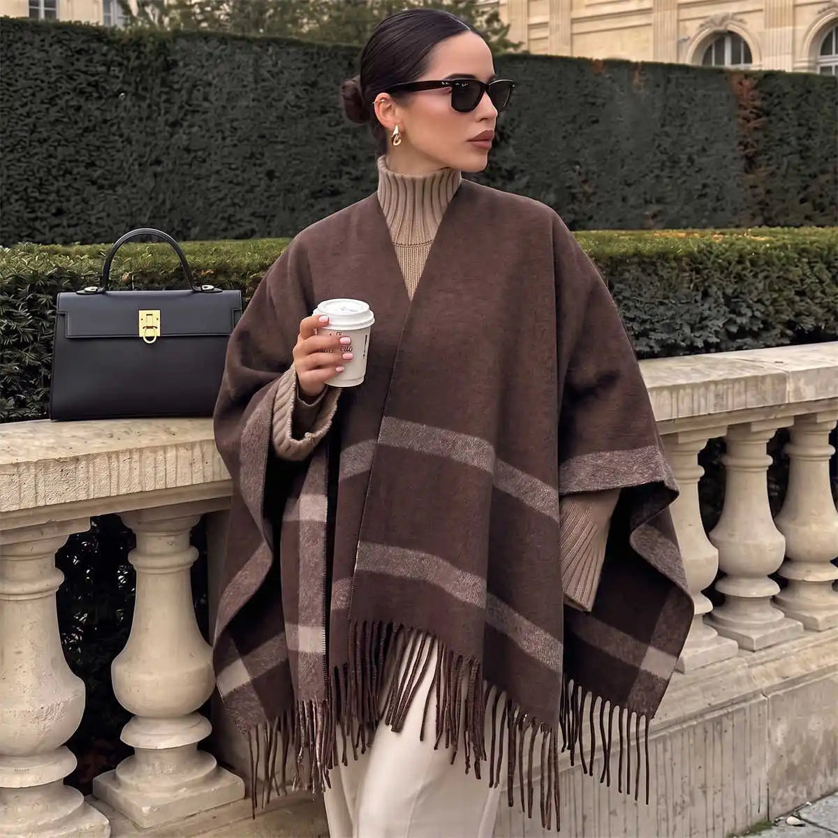 Women Striped Cape Shawl Scarf with Tassels Thick Warm Poncho Wrap Elegant Oversized Cape for Ladies Winter Daily Street Outfit