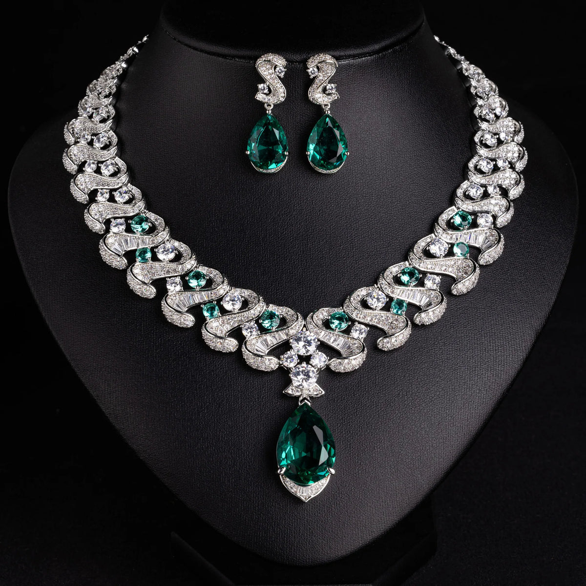 HIBRIDE Popular European and American Style High-class Women's Jewelry Necklace Earring Set Holiday Wedding Daily Gift S-1138