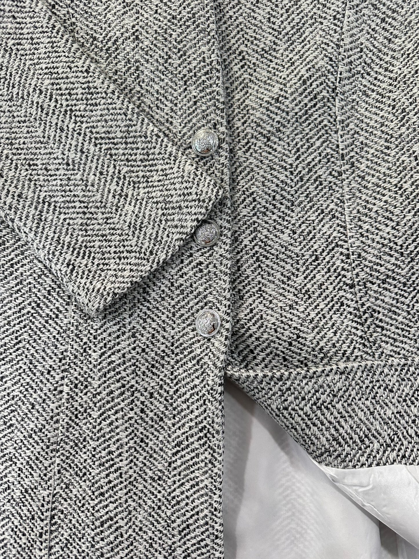 Women's Tweed Coat - Elegant Beige, H-Silhouette Formal & Everyday Outerwear, Long Sleeve Winter Coat for Office, Parties, Casual Outfits - Non-Stretchy Mature Professional Jacket, Office Wear, Tailored Fit, Textured Fabric,